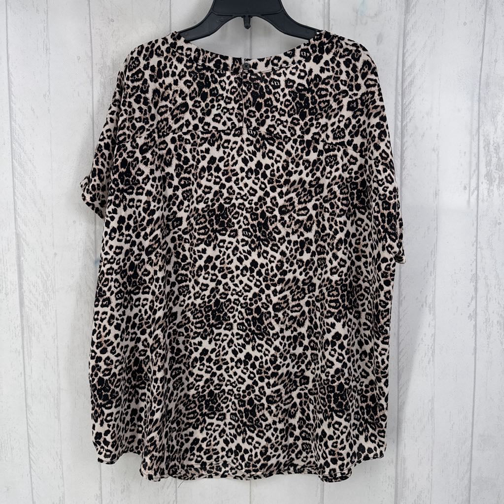 S/S Jaguar Top w/ open pocket