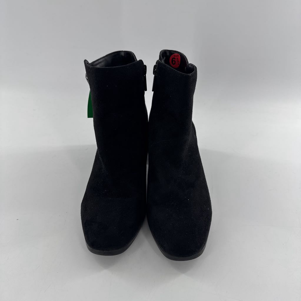 6.5 faux suede block heel ankle boot