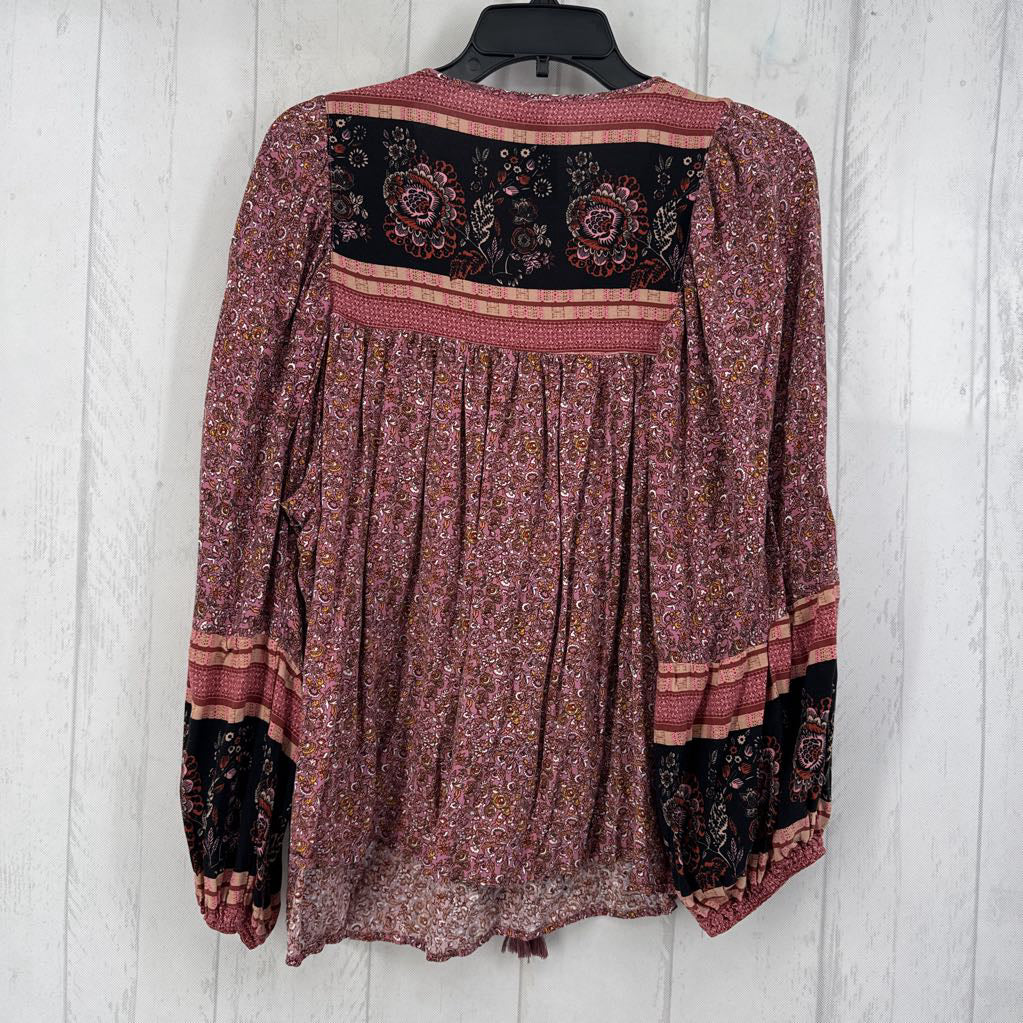 XL smocked orinted tie front l/s top