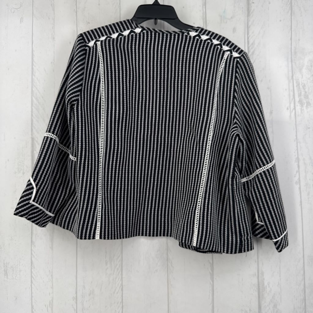 XL embroidered 3/4 slv jacket