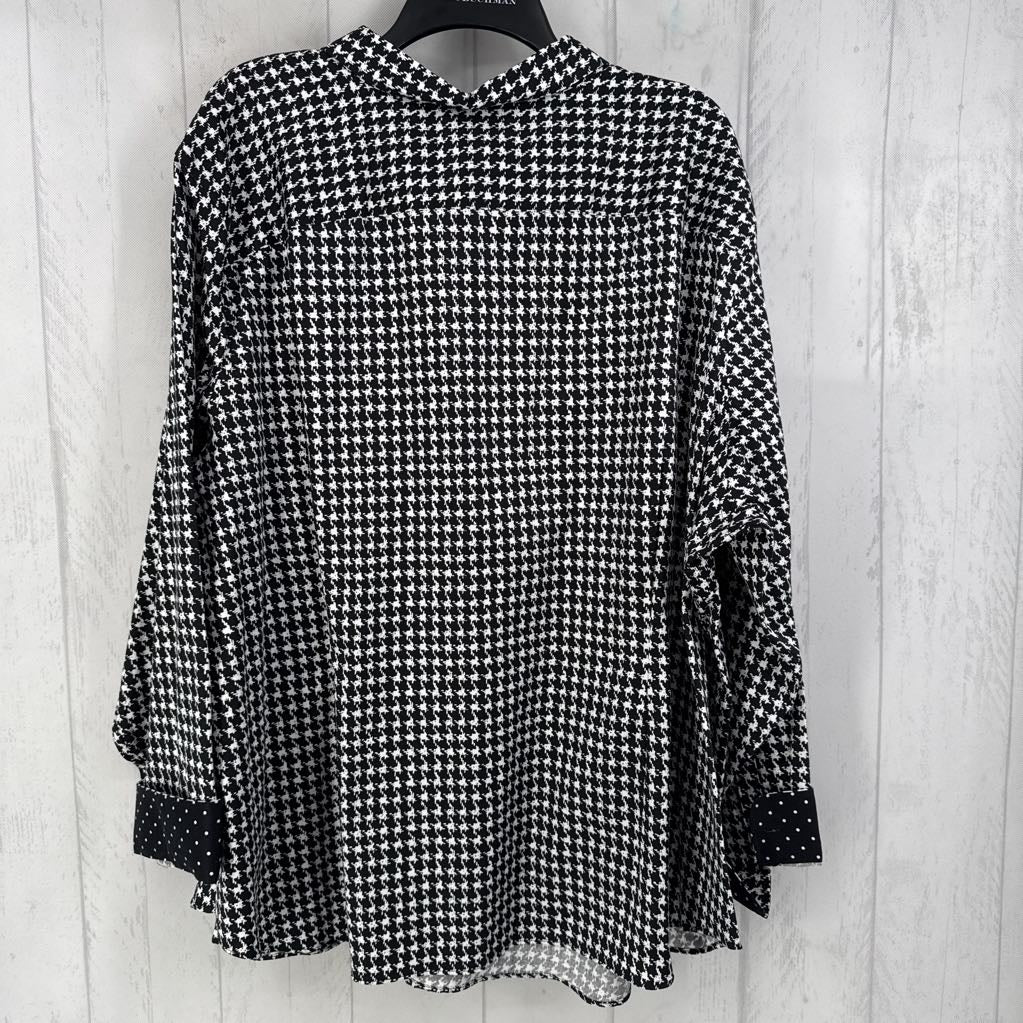R65 3X houndstooth print button down l/s top