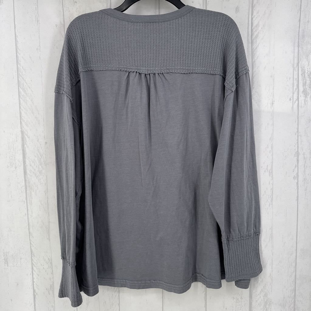 XXL l/s half button top