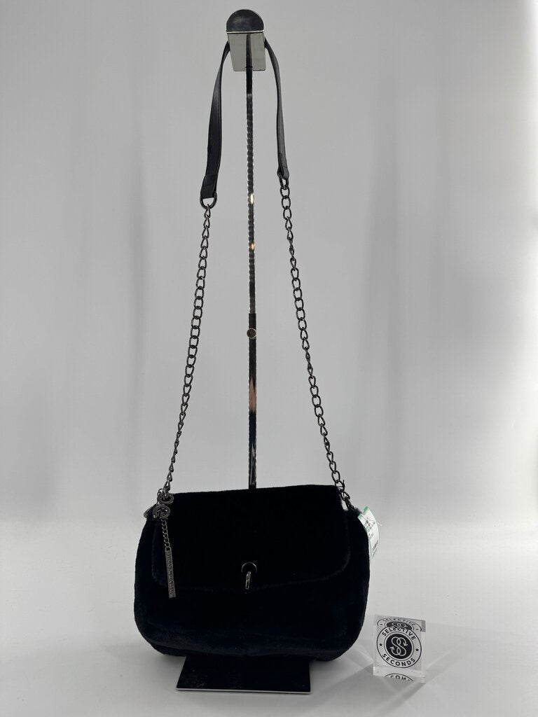 R129 faux fur flap crossbody