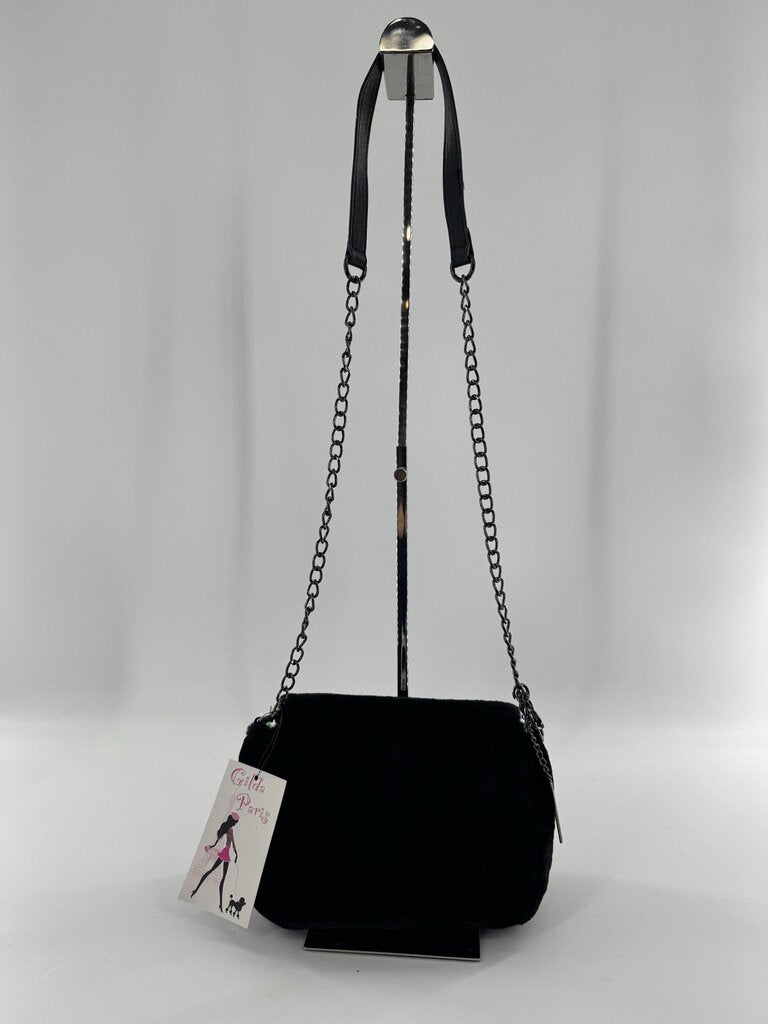 R129 faux fur flap crossbody