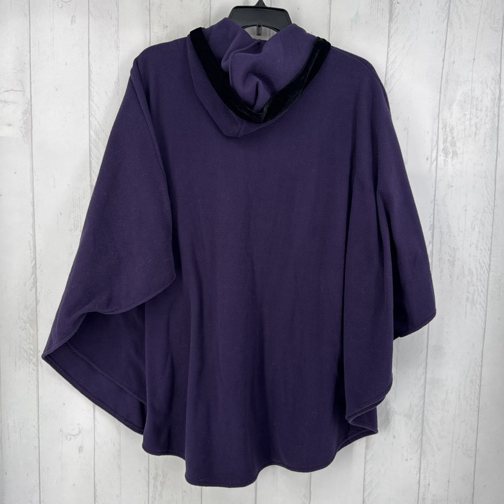 O/S fleece cape