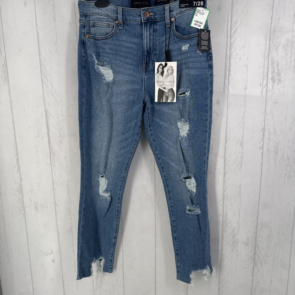 7/28 relaxed skinny jean