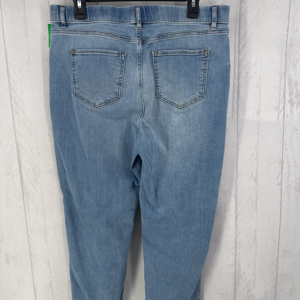 12 high-rise crop straight jeans