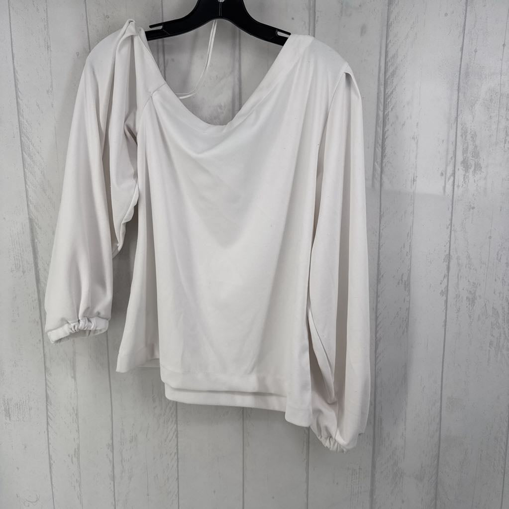 M l/s boat neck top