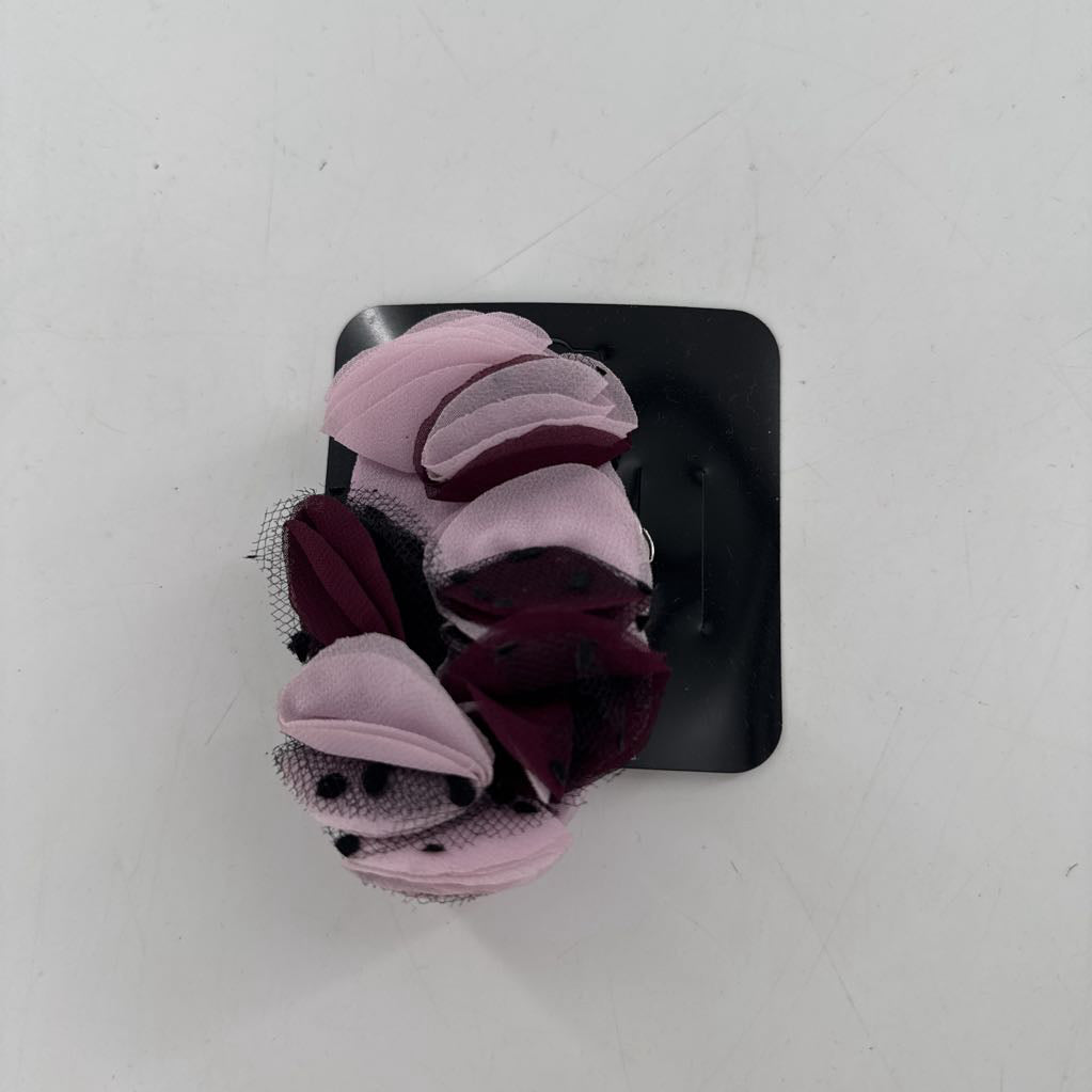 flower petal brooch/clip