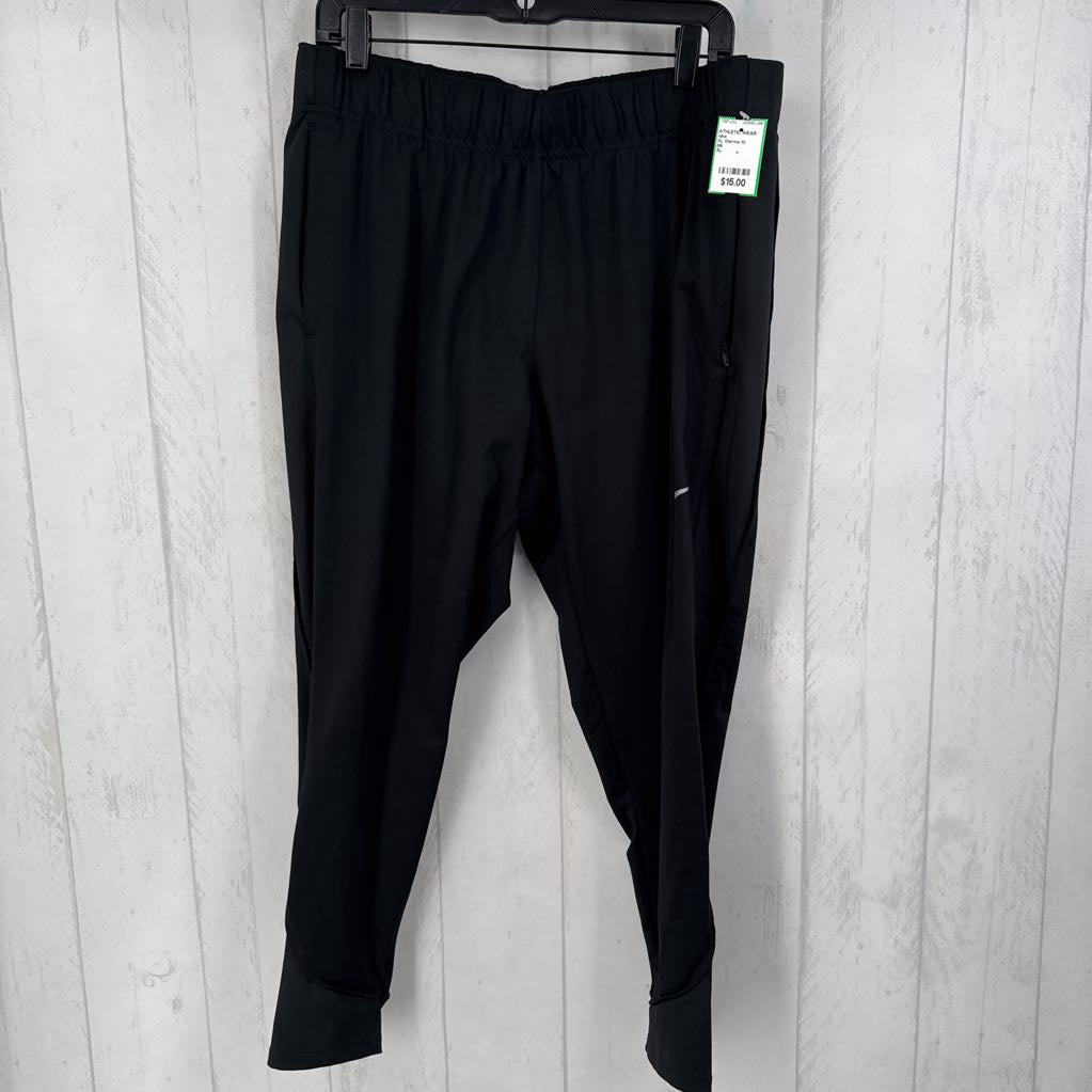 XL therma fit joggers