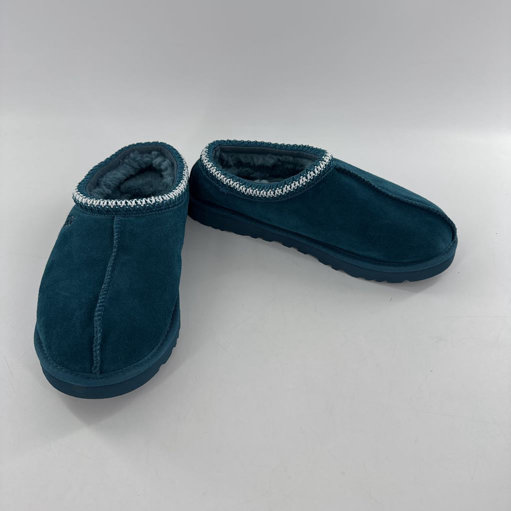 8/9 sherpa lined slippers