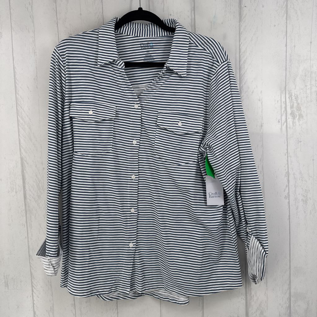 R36 XXL striped button down tab slv top
