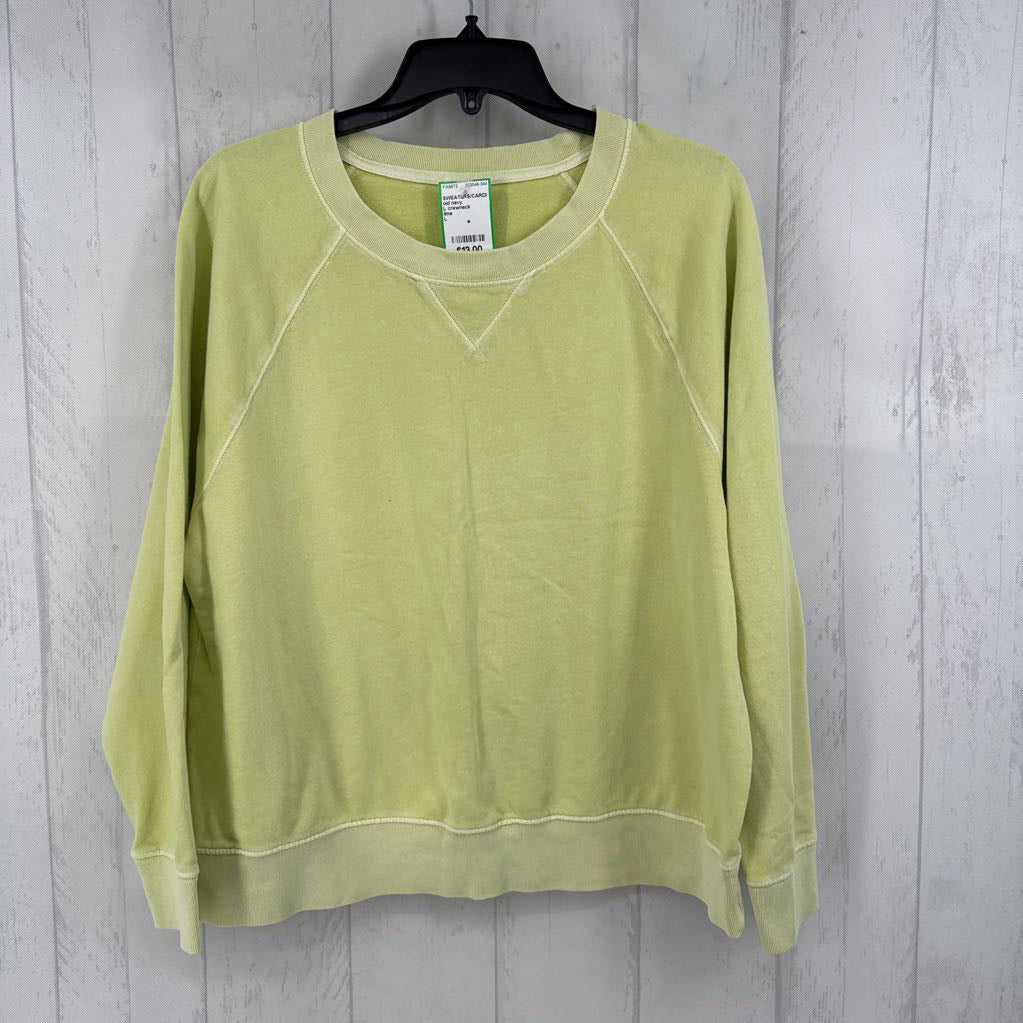 L crewneck sweatshirt