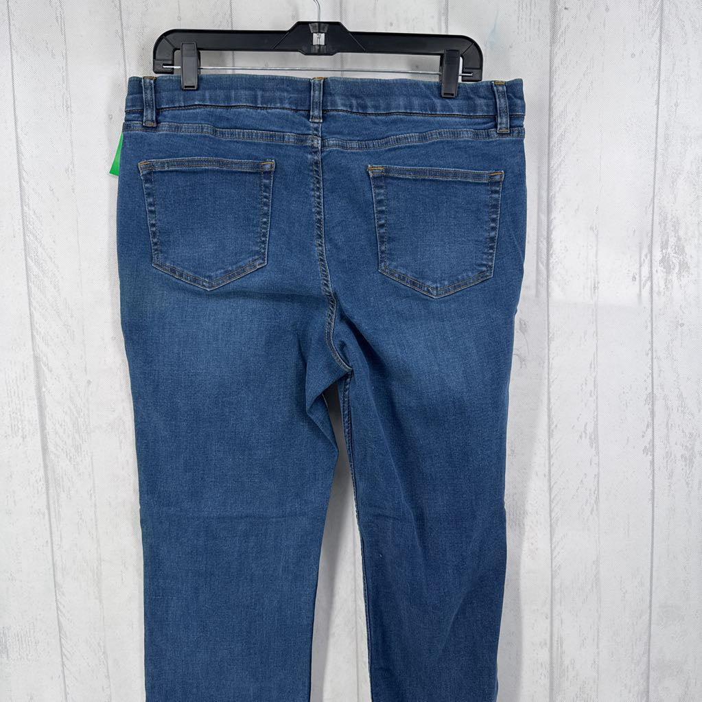 16P straight leg jean