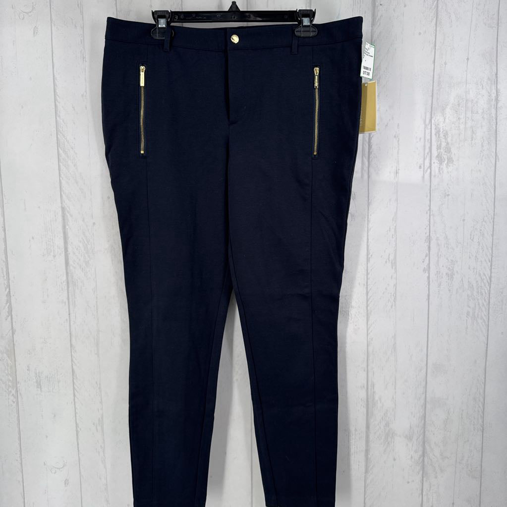 R99 16 knit trouser