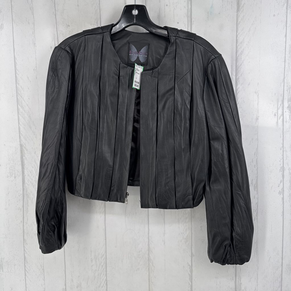 M leather crop jacket