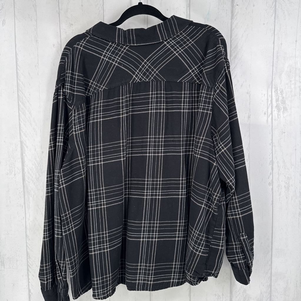 3X plaid button down l/s top