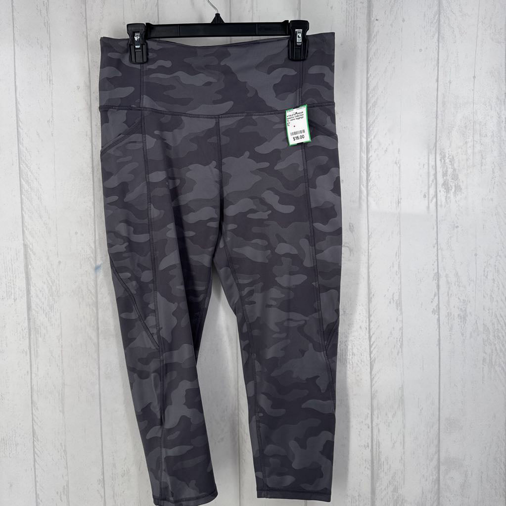 XL camo leggings