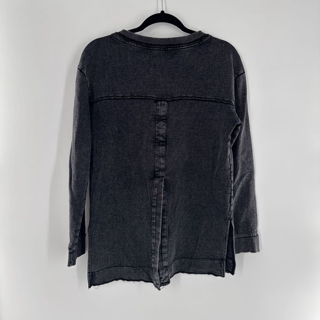 S v-neck l/s top
