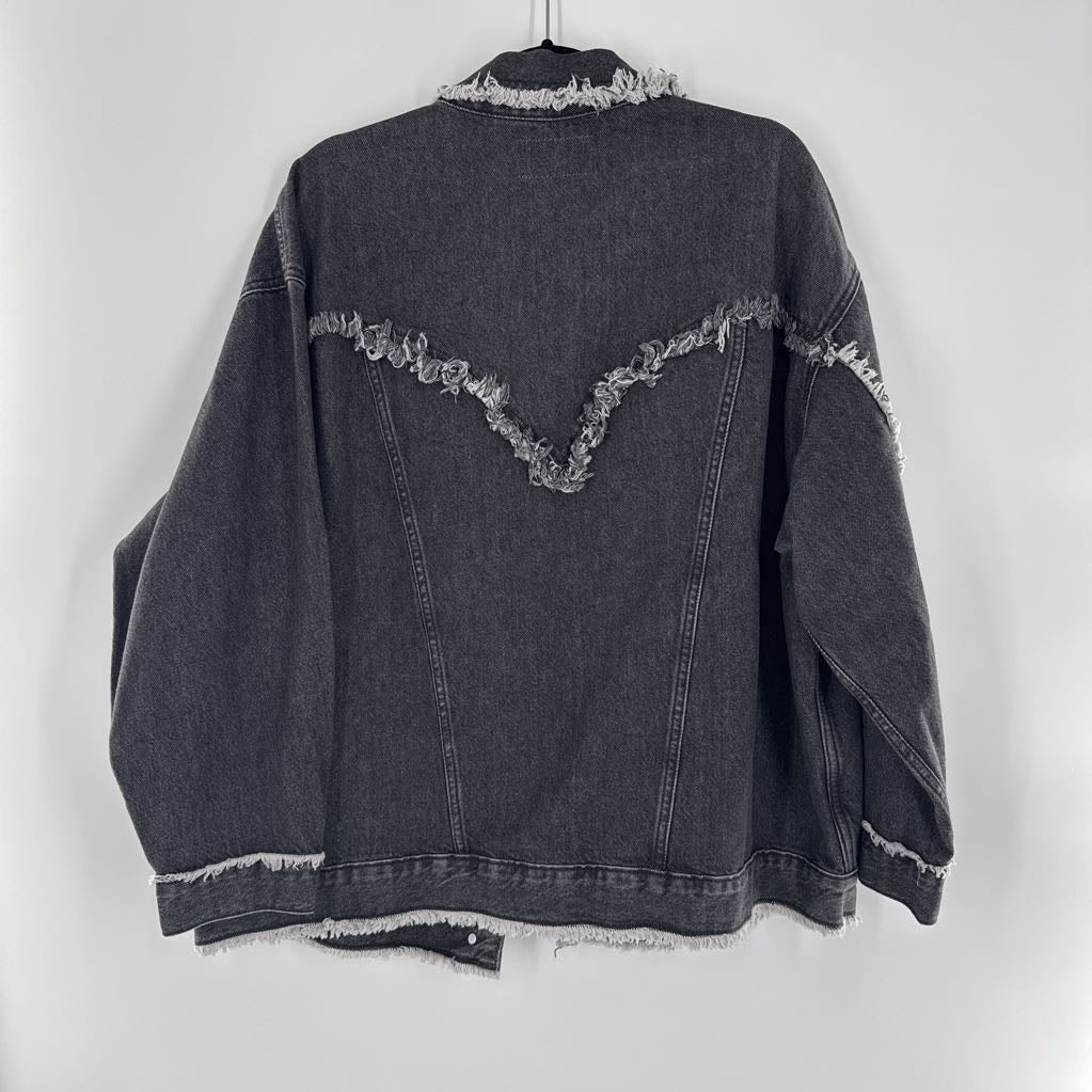 R130 XL frayed hem jean jacket
