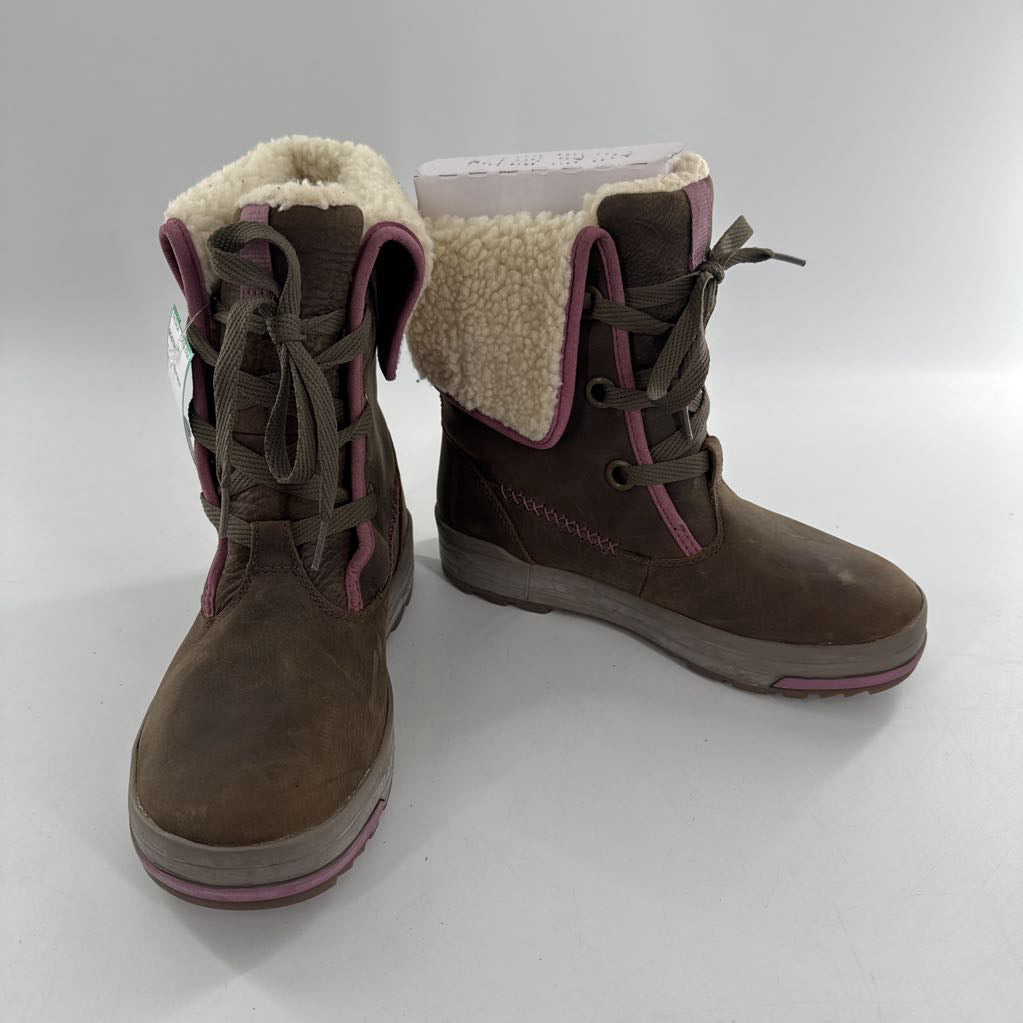 7 sherpa line lace up boots