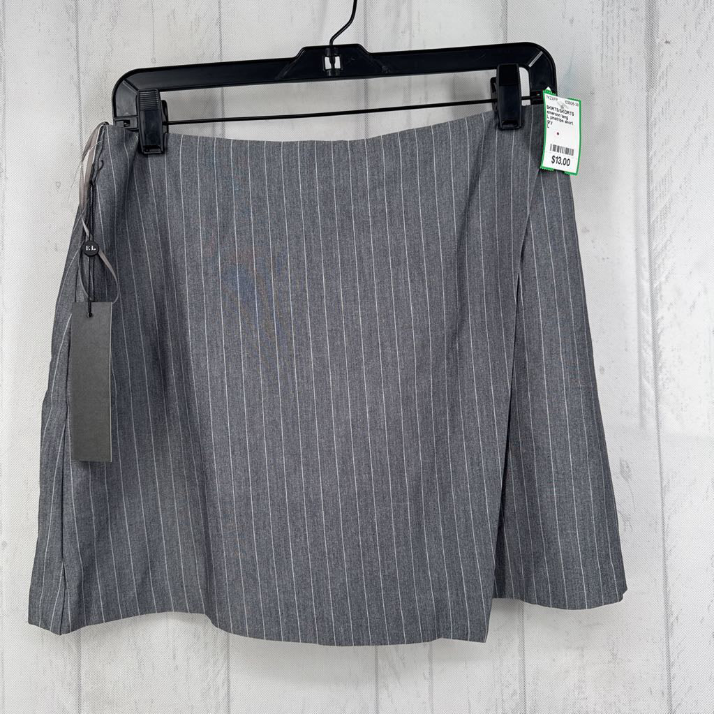L pinstripe skort