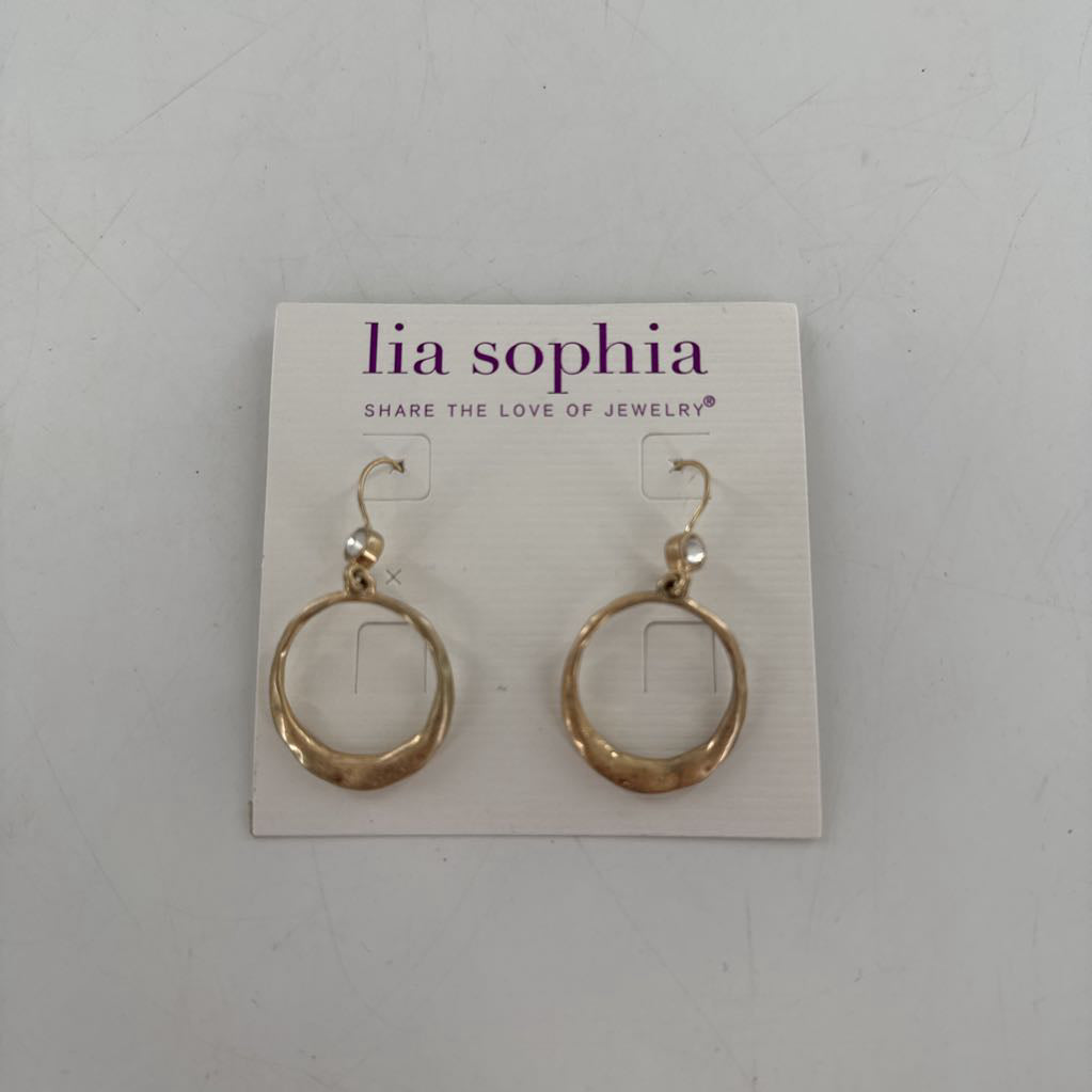 gold tone dangle earrings