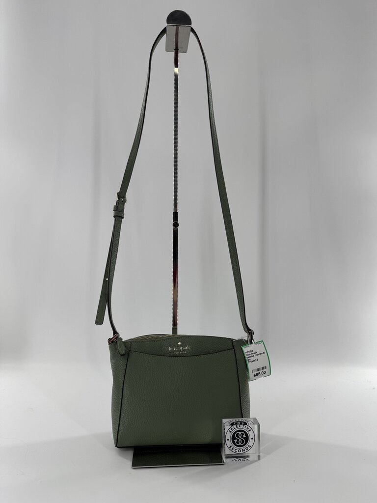 pebbled crossbody w/ slip pocket