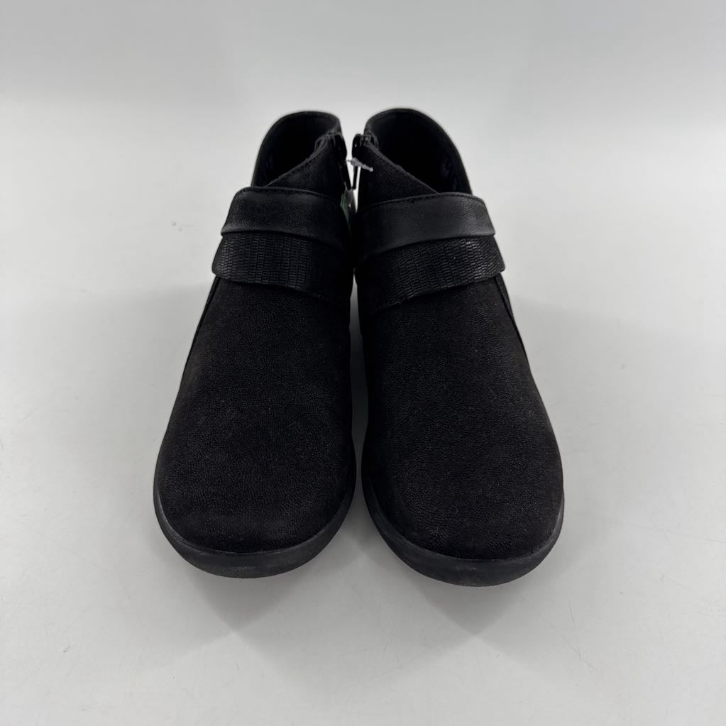 6.5 velcro ankle booties