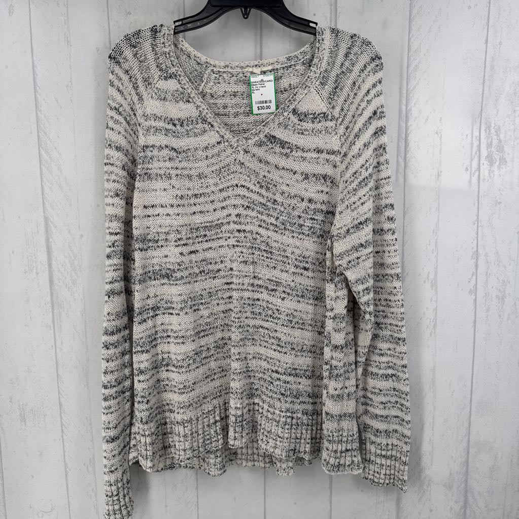 XL l/s v-neck sweater