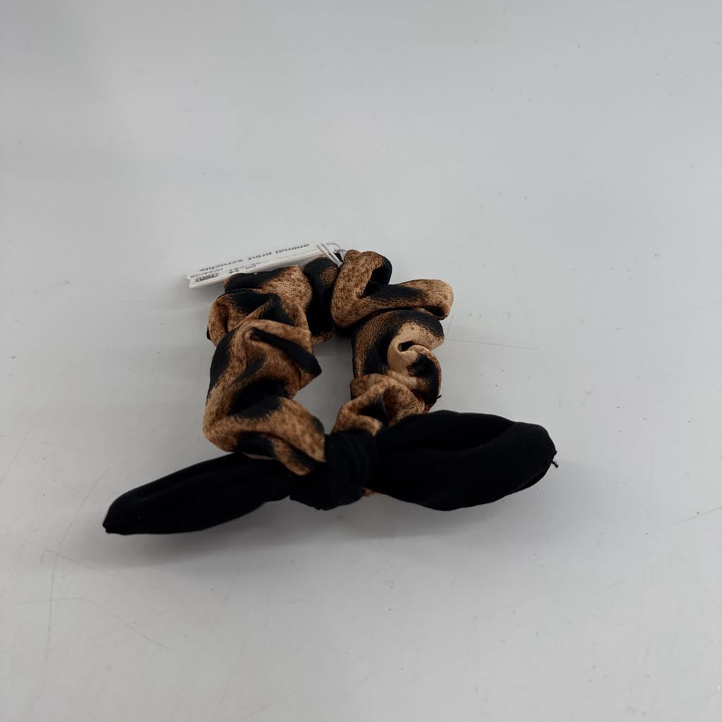 animal print scruchie