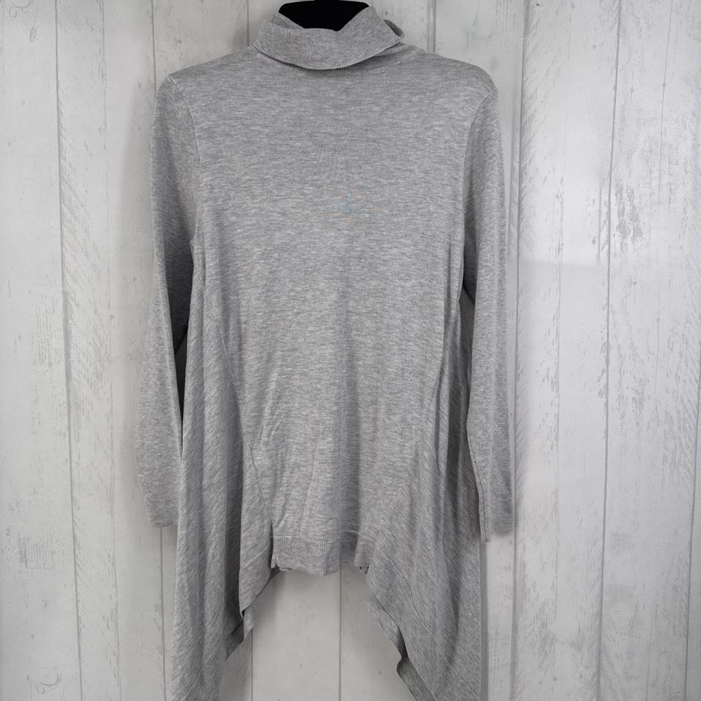 S t-neck flowy hem sweater