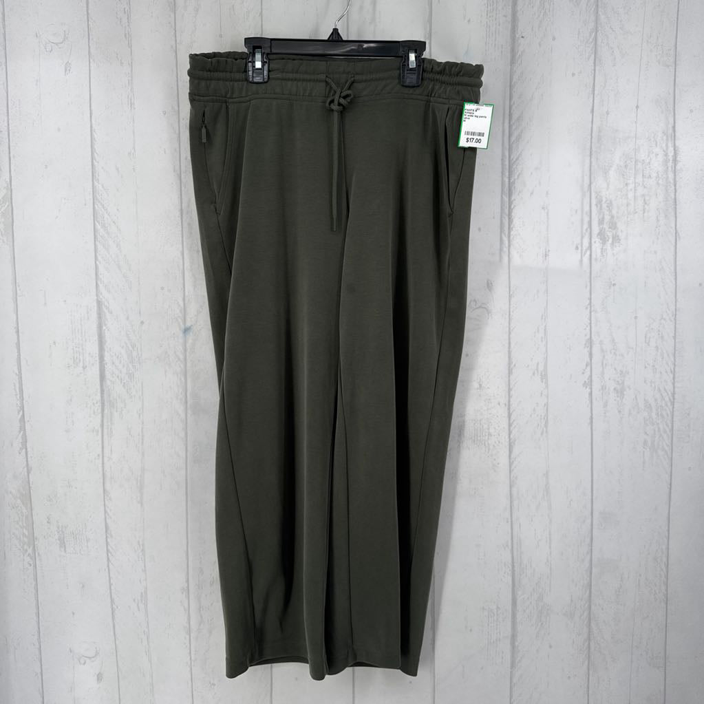 M wide leg pants