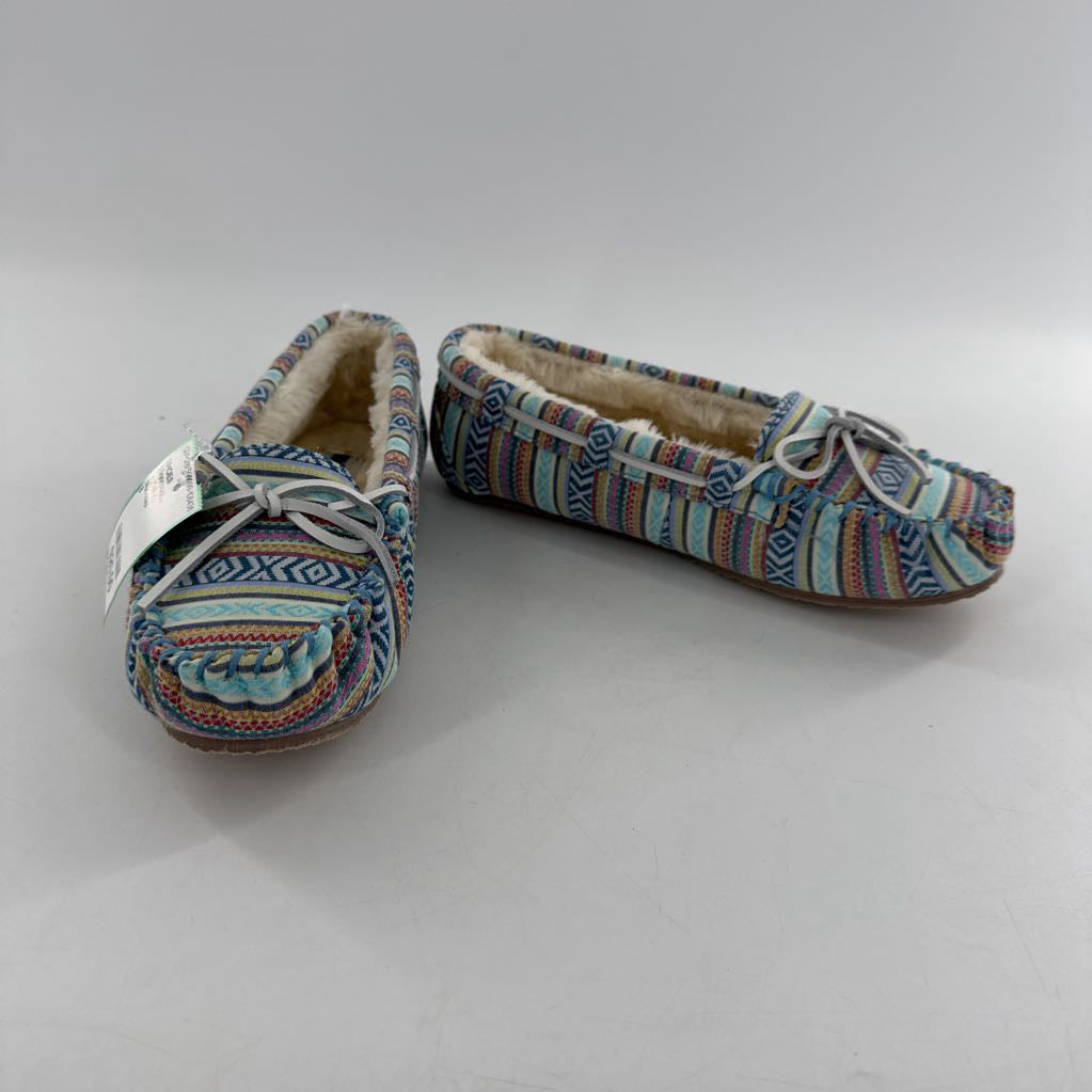 8 pattern moccassins