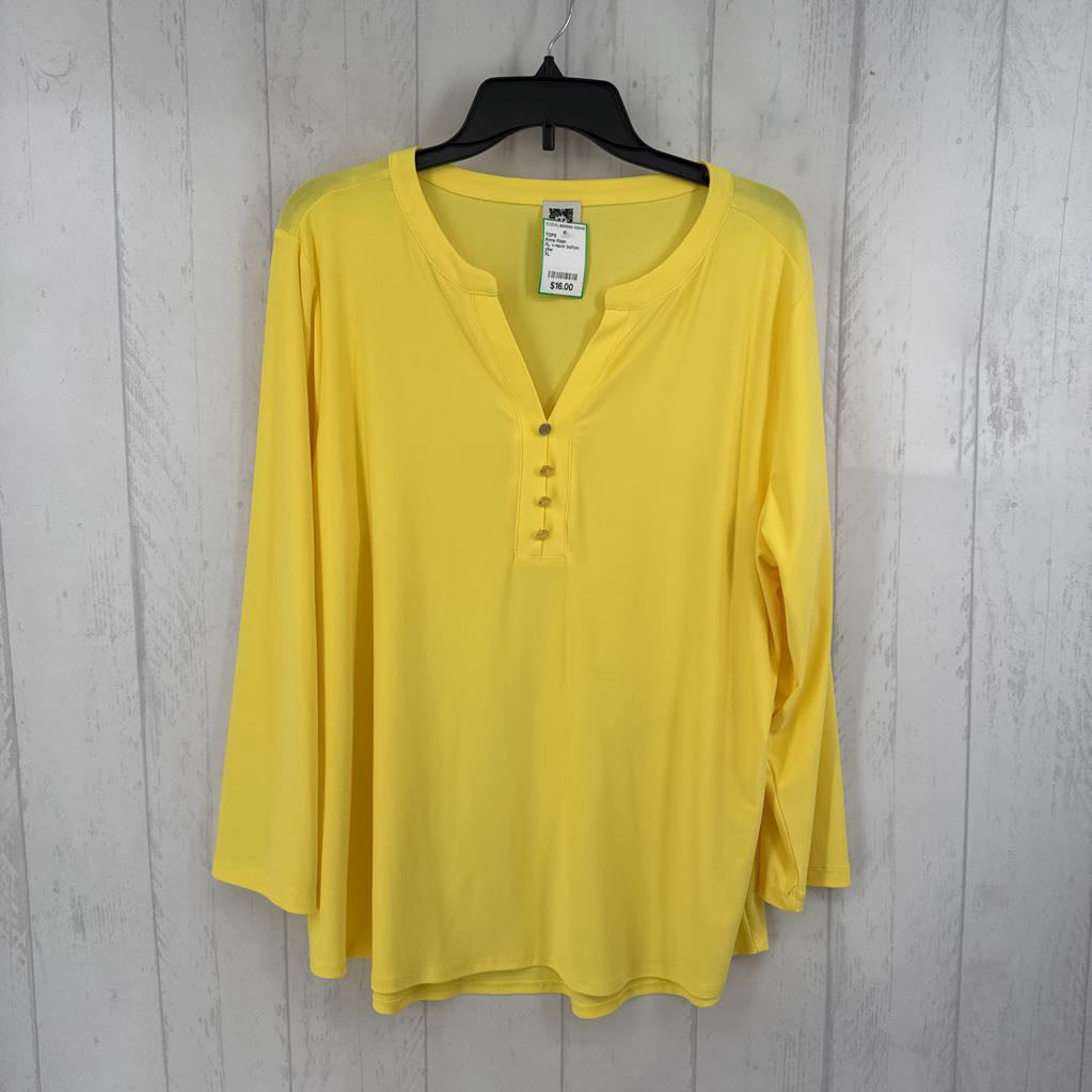 XL v-neck button front l/s top