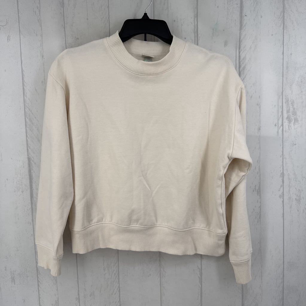 M crewneck sweatshirt