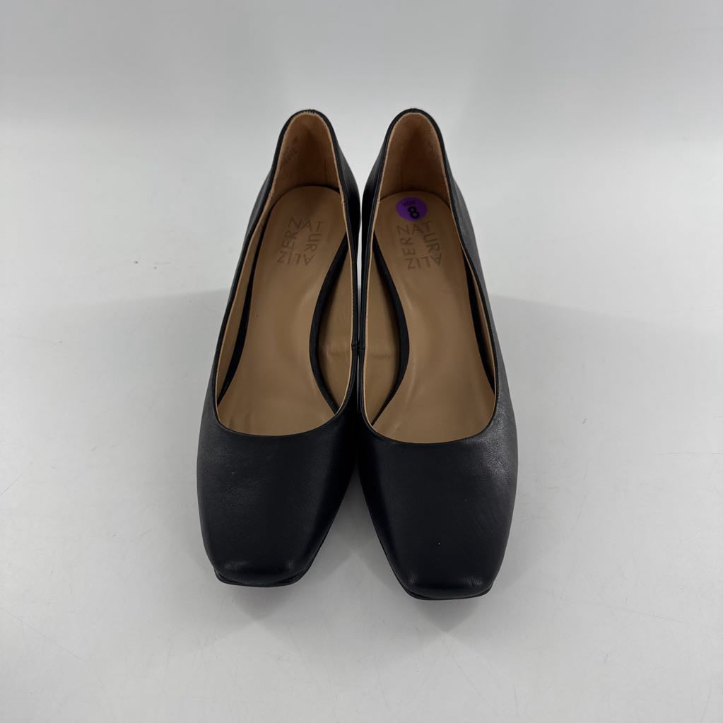 8 square toe block heel pumps