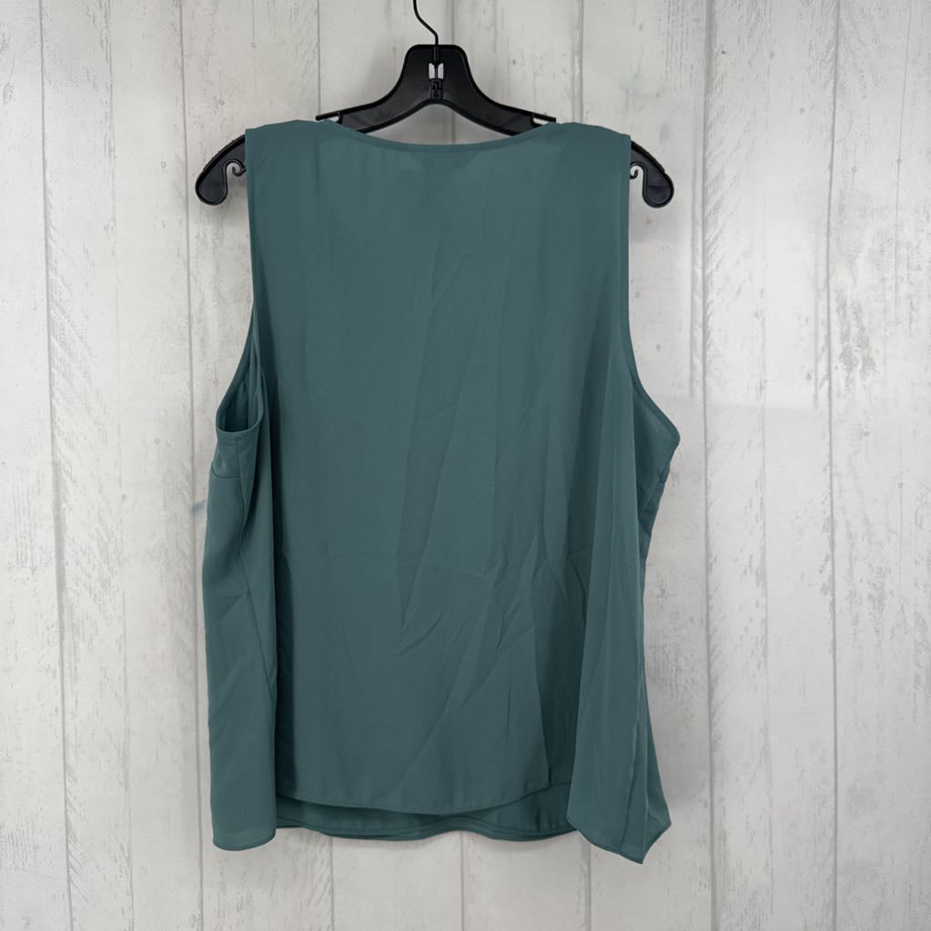 XL v-neck tank