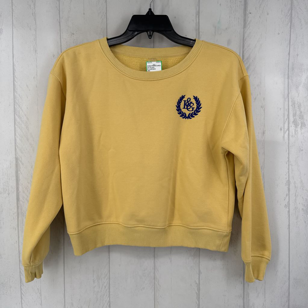 S crewneck sweatshirt