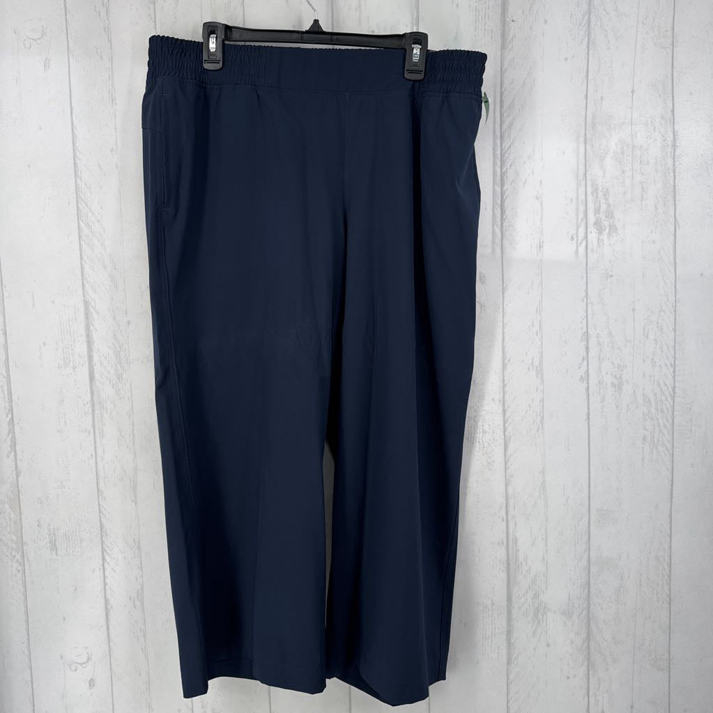 XL mid-rise crop pant