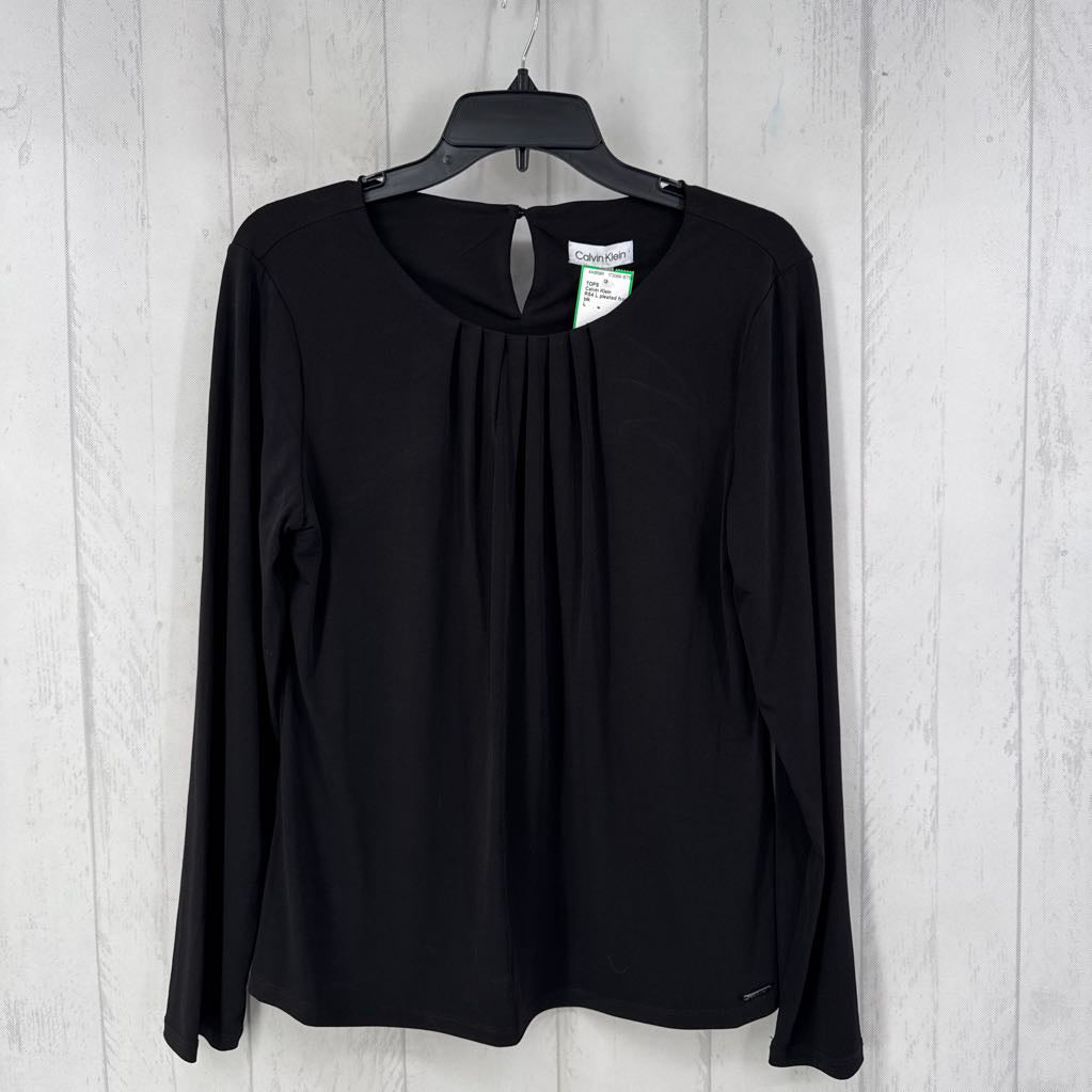 R54 L pleated front l/s top