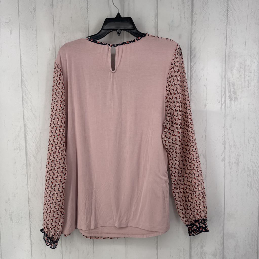 14 textured flo print l/s top