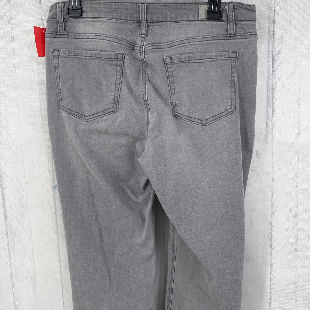 10 straight leg jean