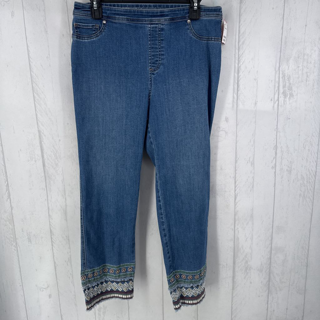 M/L embroidered ankle jean