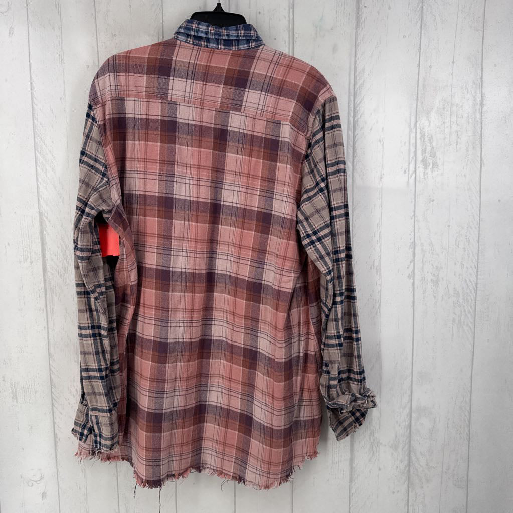 XL plaid button down l/s top