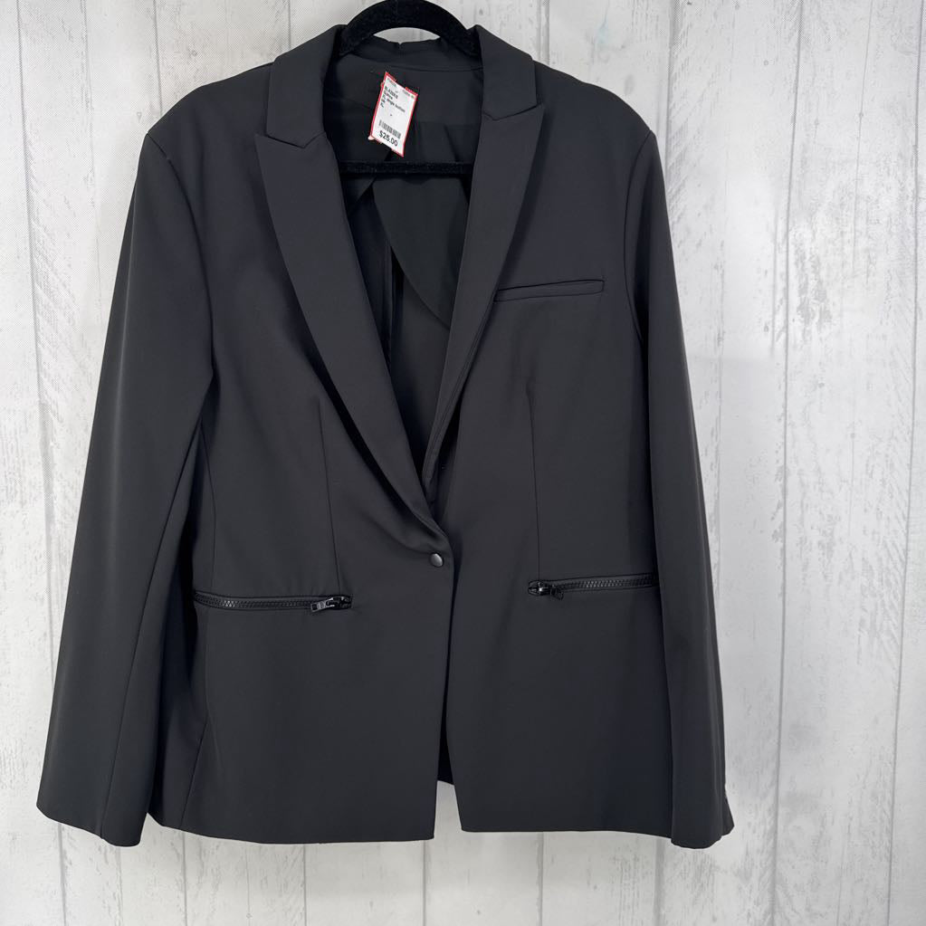 XL single button blazer