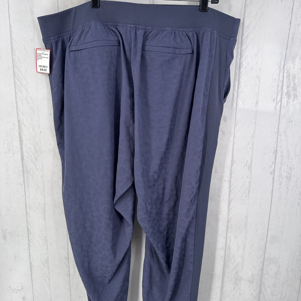 20 animal print pull-on pant