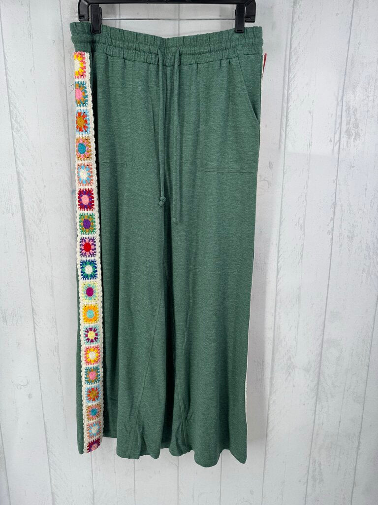 XL crochet sides wide leg pant