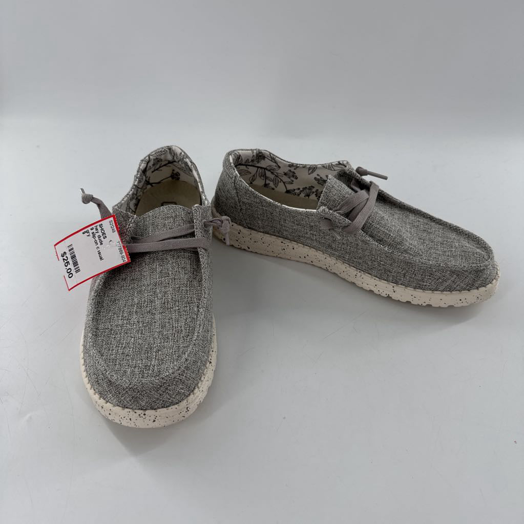 9 slip-on casual shoe
