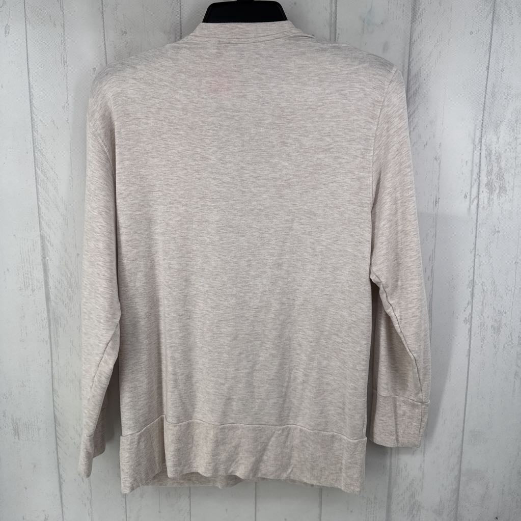 L crossover sweatshirt